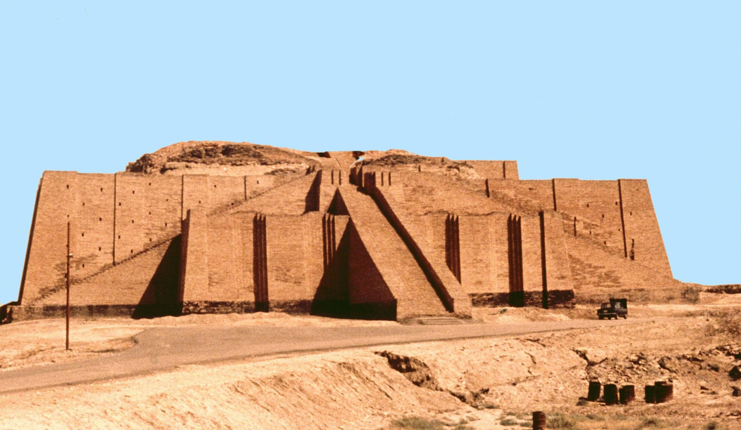 Dessert monument. Reconstructed ziggurat at Ur, Iraq.