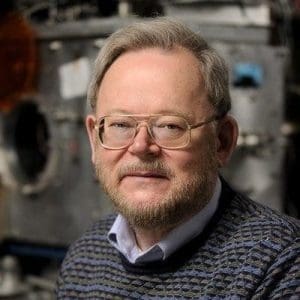 Kit Bowen Wins 2017 PHYS Award in Experimental Physical Chemistry