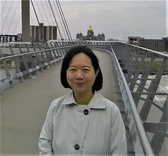 Greetings from Chisato Tomiya, host of the Japanese Language Corner