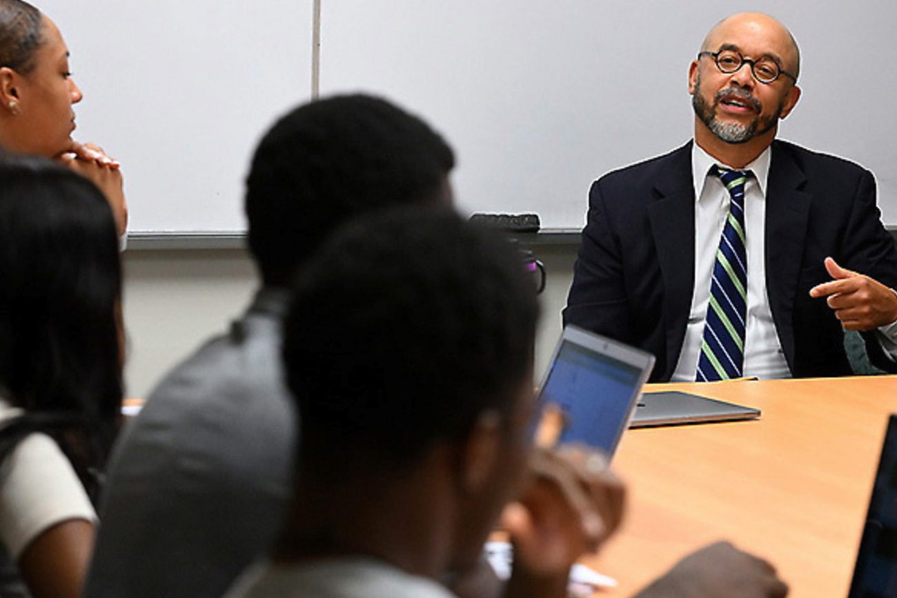 Professor Lawrence Jackson teaches a First Year Seminar