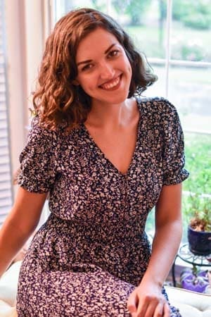 Aleyna Rentz, M.F.A. ’19, Named 2021 St. Lawrence Book Award Finalist